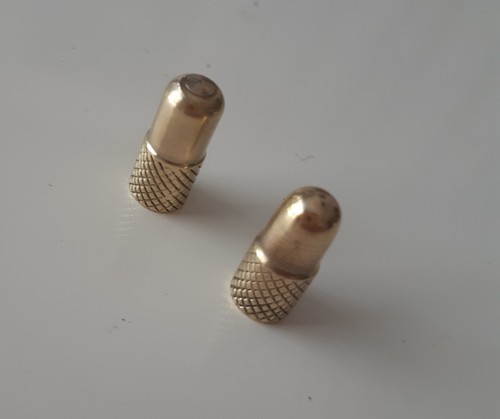 Anciens bouchons valve en - valve,