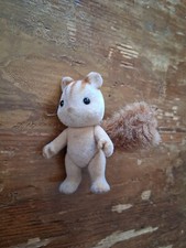 figurine miniature maison de poupée Japan Sylvanian écureuil à queue touffue.TBE