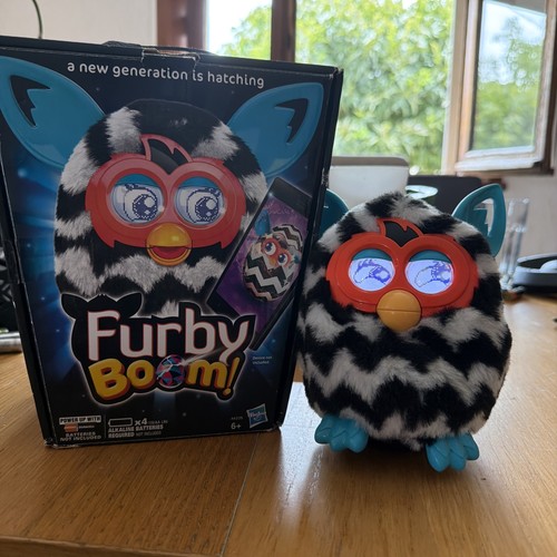 Hasbro furby boom zigzag black - hasbro,