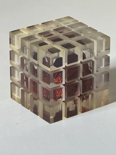 Cube plexiglas inclusion - cube,
