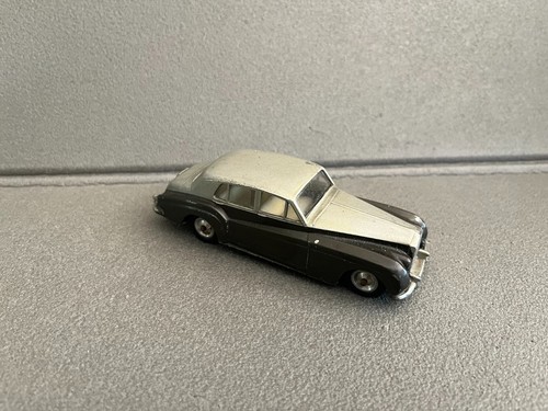 Ancienne miniature voiture - ancienne,