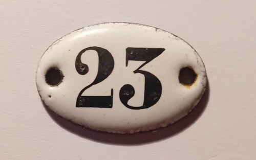 Ancienne petite plaque - ancienne,