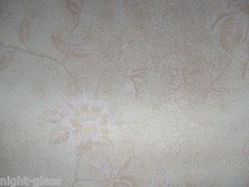 1 ROULEAU DE PAPIER PEINT