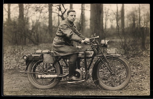 Carte postale photo - , homme