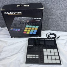 Native Instruments Maschine MK3 Production & Performance MIDI Controller USB