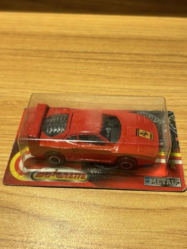 R318 majorette ferrari - r318, f40