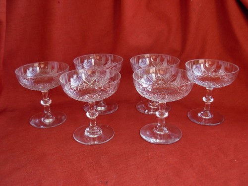 Baccarat serie 6 coupes - ?,