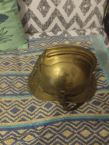Casque pompier ancien - de,