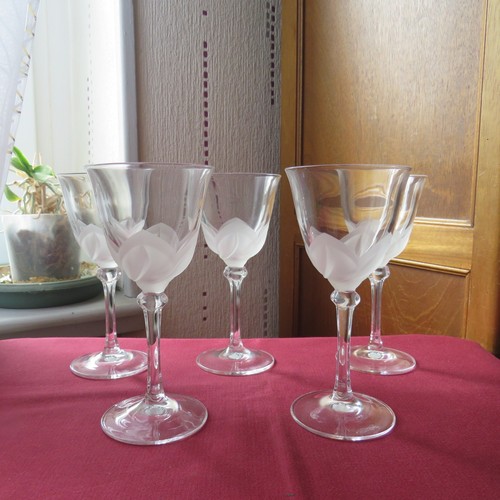 Verres vin blanc en - à,