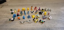 34 Mini Pokemon Figurines