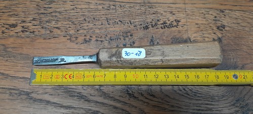 Outil ancien ciseau à bois - outil,