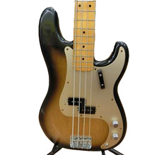 [Fender] Guitare basse