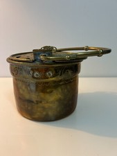 Pot en cuivre jaune vintage avec couvercle ajouré Décoration authentique