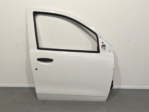Porte droite dacia - porte,