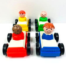 Vtg Fisher-Price Little People Play Family Action Garage #930 Cars & Drivers