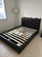 Lit Coffre    SAMPURE AVEC TETE DE LIT CAPITONNEE