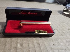 pince à cravate plaquée or -