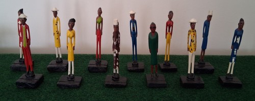 Lot figurines africaine - lot,