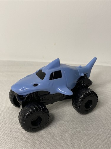 Monster jam voiture requin - monster,