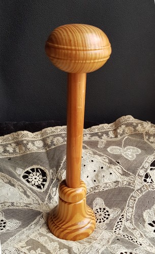 Porte chapeau poupée ancienne - chapeau,