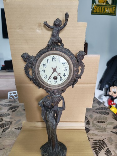 Jolis ancienne horloge - jolis,