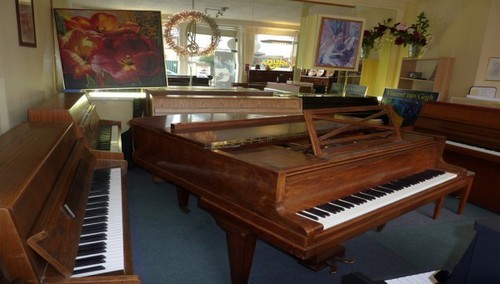 Piano droit queue - piano, à