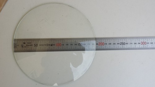 Verre bombé pour - , façade