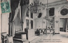78 VERSAILLES GRAND TRIANON QUEEN BEDROOM D