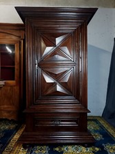 Homme debout époque Louis