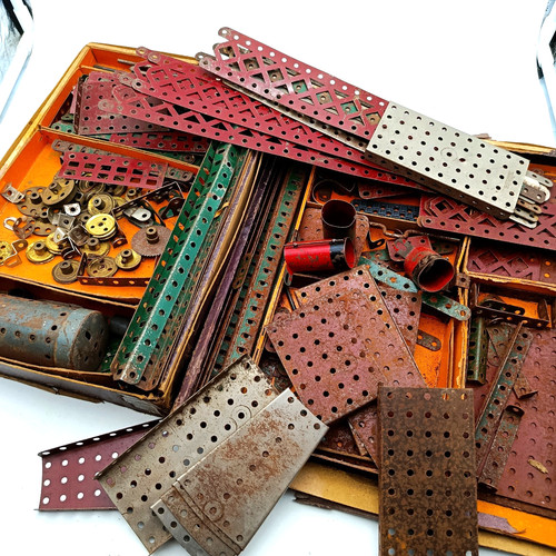 Lot pièces anciens meccano - anciens,