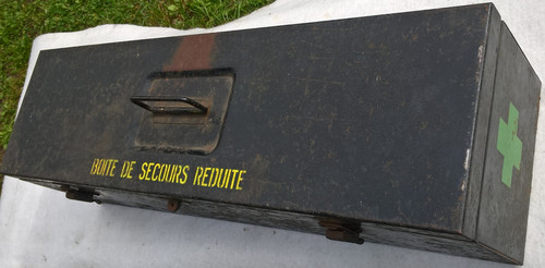 Boite metallique ancienne de - boite,