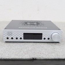 (US Duty Free) Mytek Digital Brooklyn Bridge DAC/Streamer Headphone Amp, utilisé