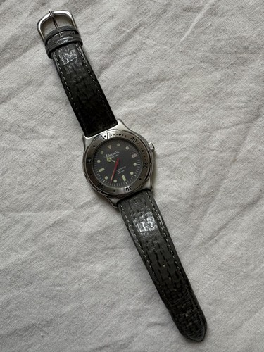 Montre bracelet plongée - montre,