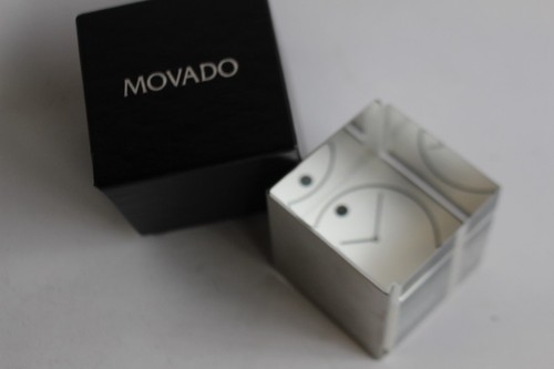 Movado porte photos cube - photos,