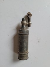 Ancien Briquet a Amadou
