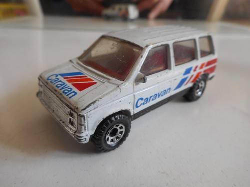 Matchbox dodge caravan - dodge, in