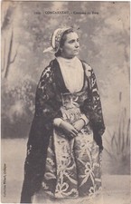 E0412 CONCARNEAU - PARTY COSTUME - WOMAN IN TRADITIONAL OUTFIT