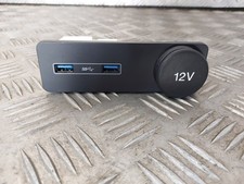 Allume Cigare / Port USB  -