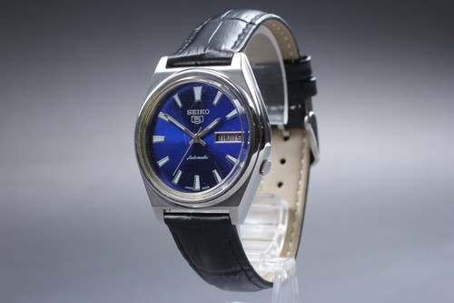 Exc montre homme - homme, vintage