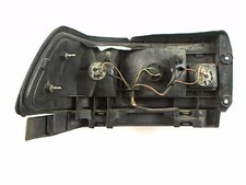 Feu arriere principal droit