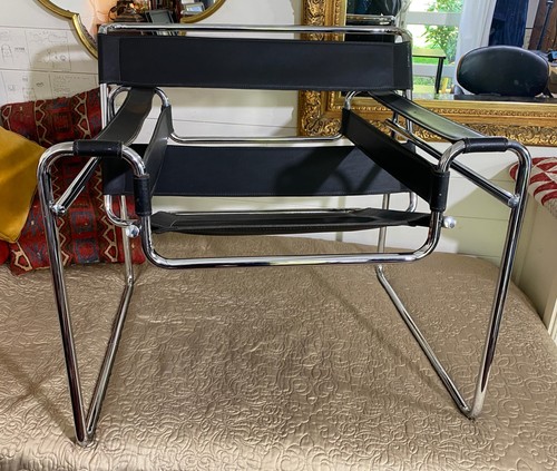 Vintage wassily chair in - chair,