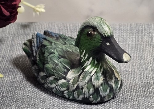 Petit canard vert - vert, bois