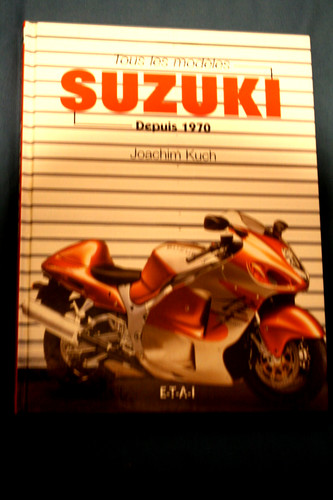 Livre motos suzuki - motos,