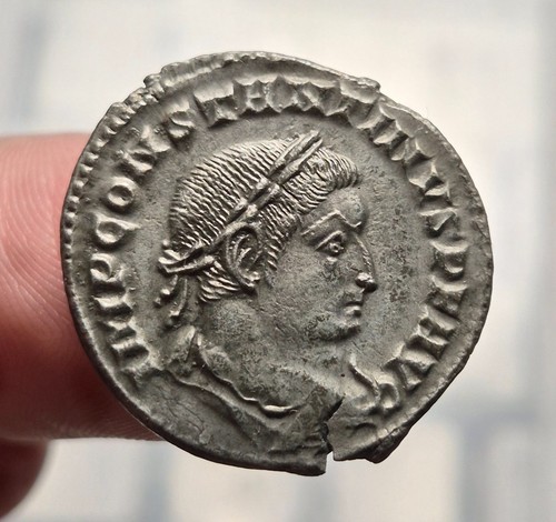 Constantin ier follis - ~,