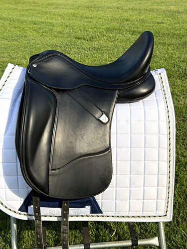 Bates wide dressage saddle - bates,