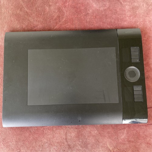 Wacom intuos ptk 640 drawing - wacom,