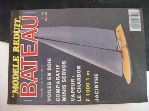 Modèle réduit bateau - **au,