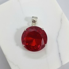 Collier pendentif rubis birman