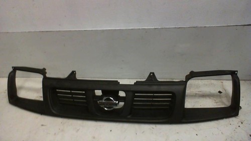 Calandre nissan pick - calandre,