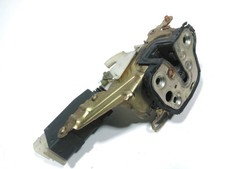 SERRURE DE PORTE AVANT DROITE